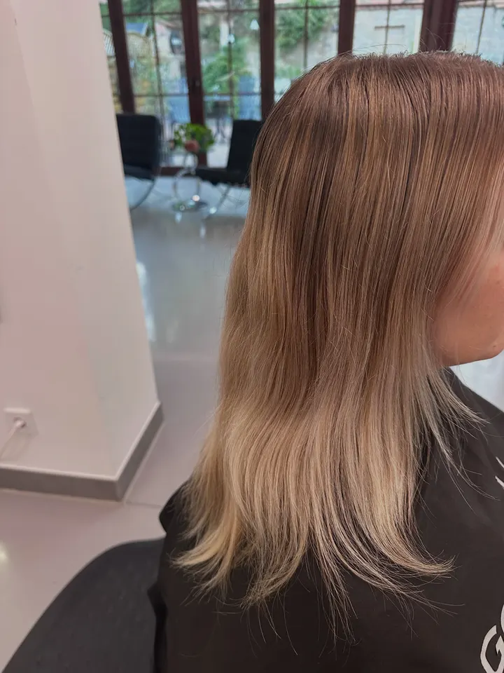Vorher: Natural Blonde Hair