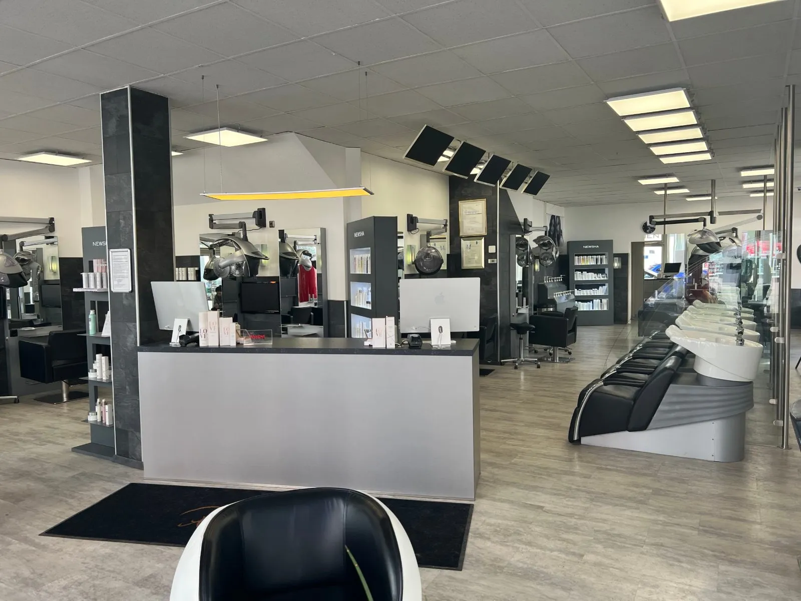Empfang im Flagship Salon Spandau