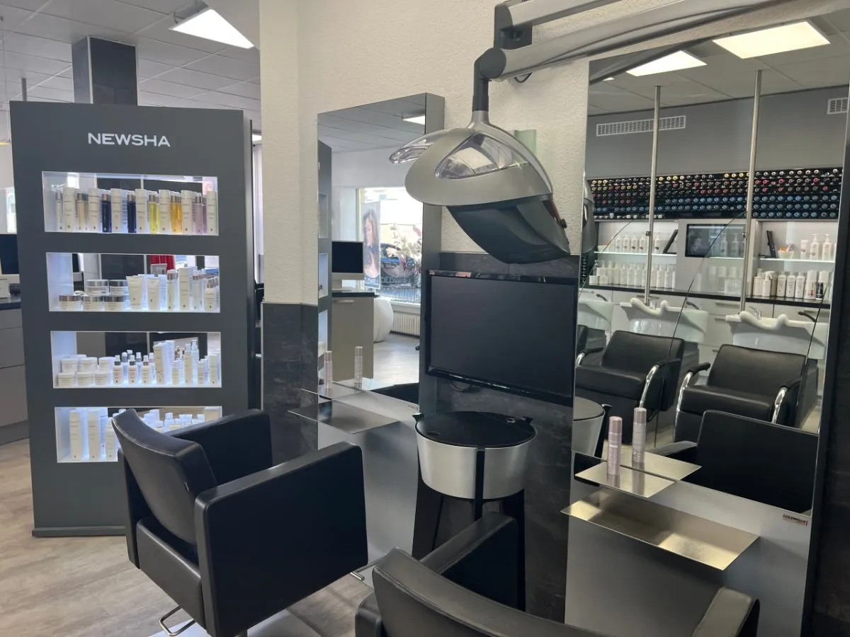 Bedienplatz im Flagship Salon Spandau